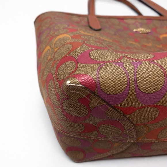 Coach City Signature Rainbow Logo Large Tote Bag - Picture 10 of 10